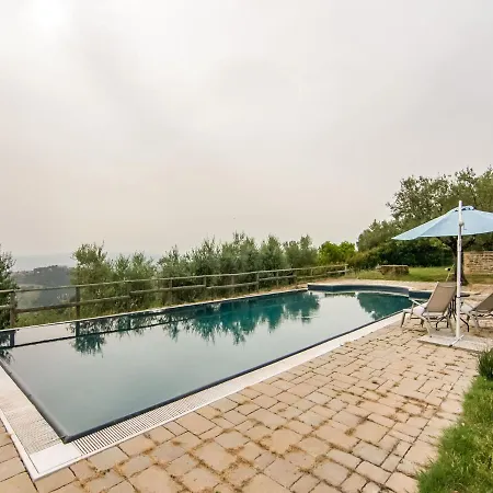 Comfy In Montone With Private Pool And Garden